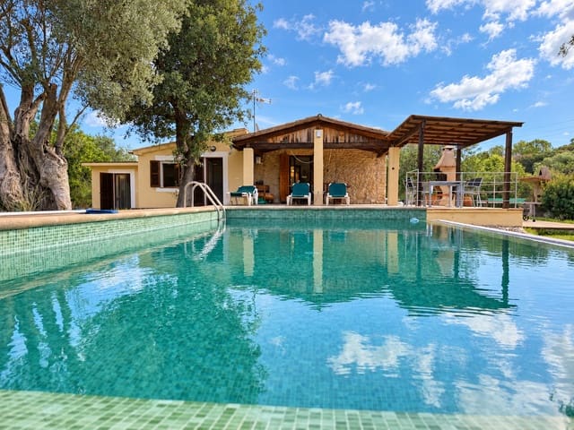 2 sovrum Finca/Hus på landet till salu i Pollensa / Pollença med pool - 800 000 € (Ref: 10179590)