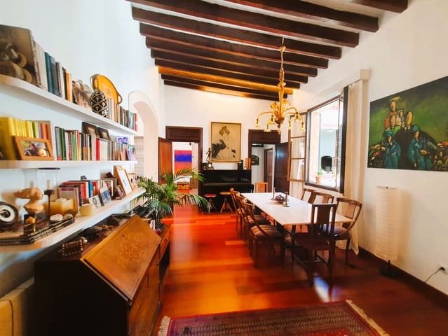 4 bedroom Penthouse for sale in Palma de Mallorca with garage - € 1,790,000 (Ref: 6966644)