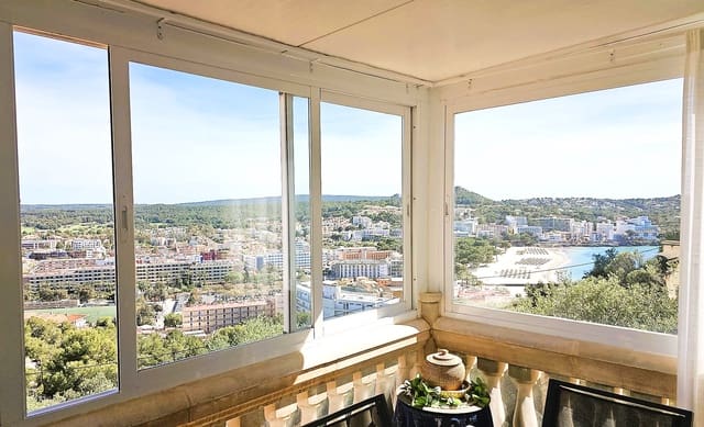 3 Zimmer Villa zu verkaufen in Santa Ponsa, Calvià mit Pool Garage - 1.750.000 € (Ref: 7508354)