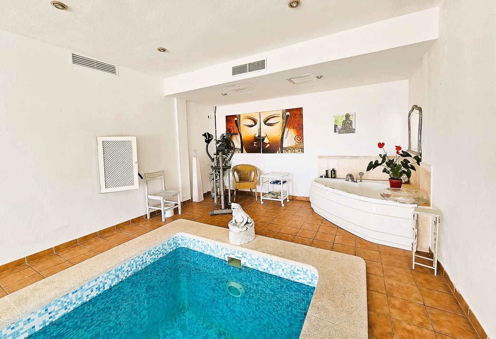 3 bedroom Villa for sale in Santa Ponsa with pool garage - € 1,750,000 (Ref: 7508354)