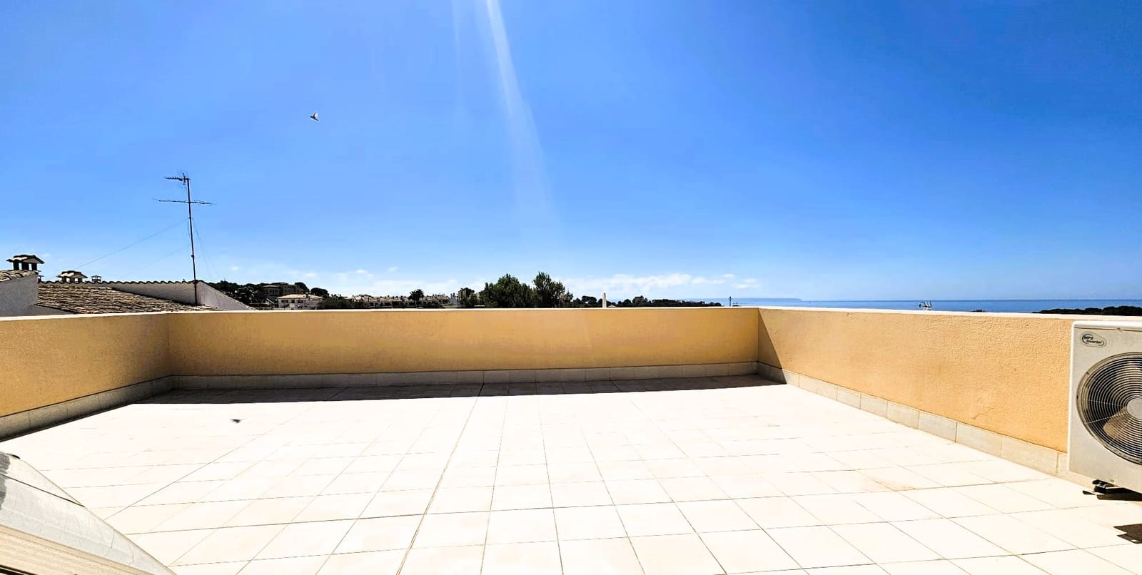 3 Zimmer Villa zu verkaufen in Genova mit Pool Garage - 1.200.000 € (Ref: 8280062)