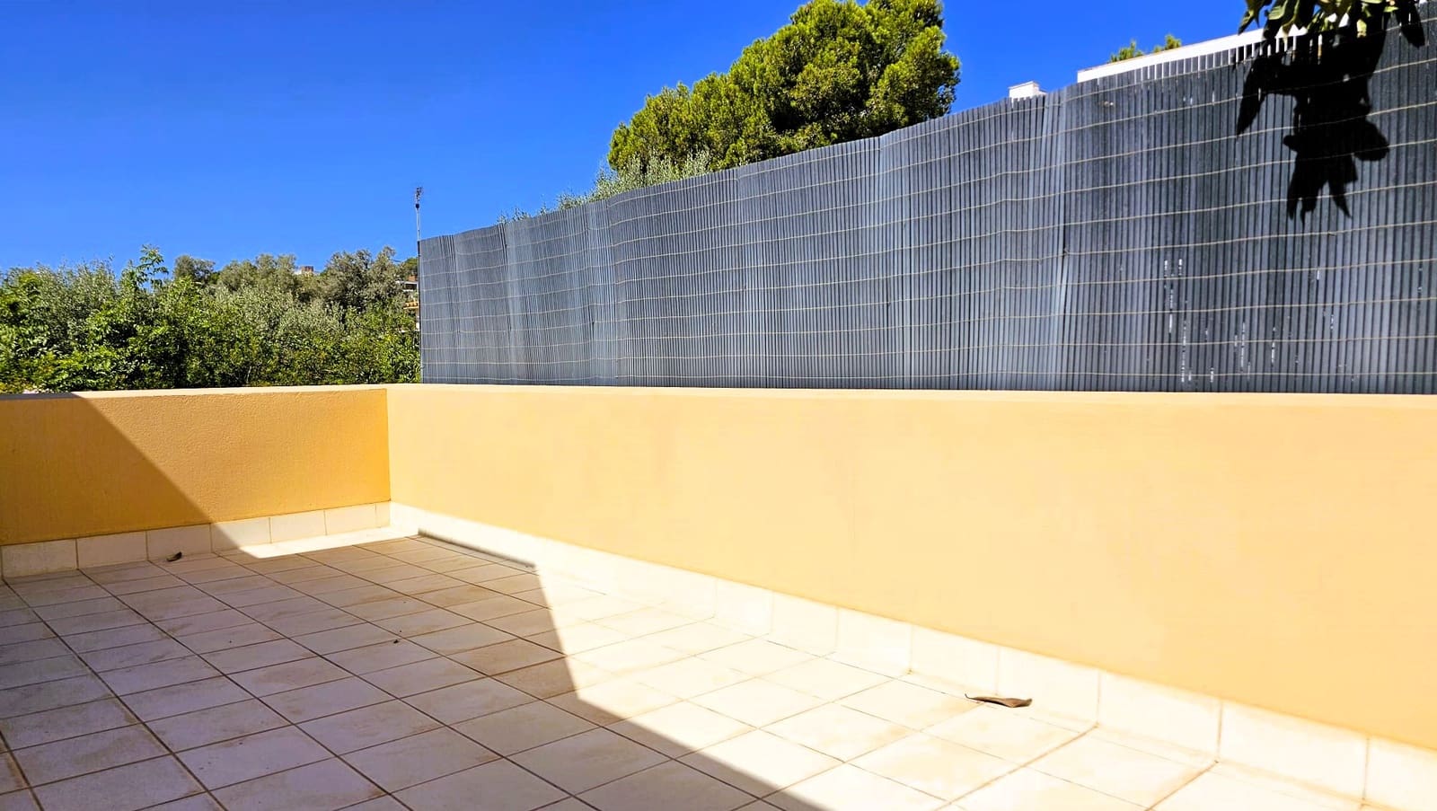 3 Zimmer Villa zu verkaufen in Genova mit Pool Garage - 1.200.000 € (Ref: 8280062)