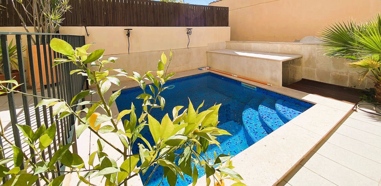 3 Zimmer Villa zu verkaufen in Genova mit Pool Garage - 1.200.000 € (Ref: 8280062)