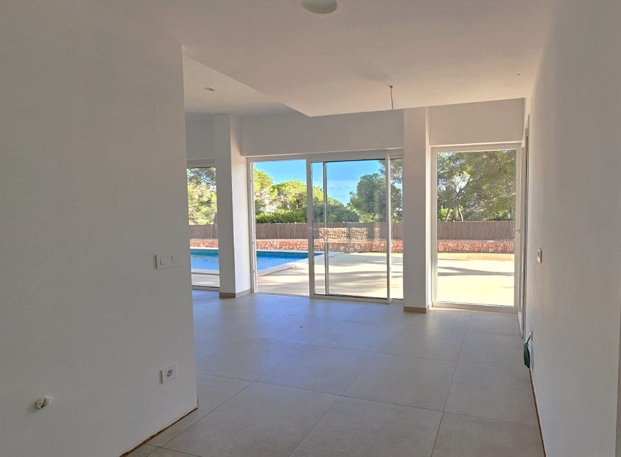 4 bedroom Villa for sale in Cala Pi with pool garage - € 950,000 (Ref: 8543240)