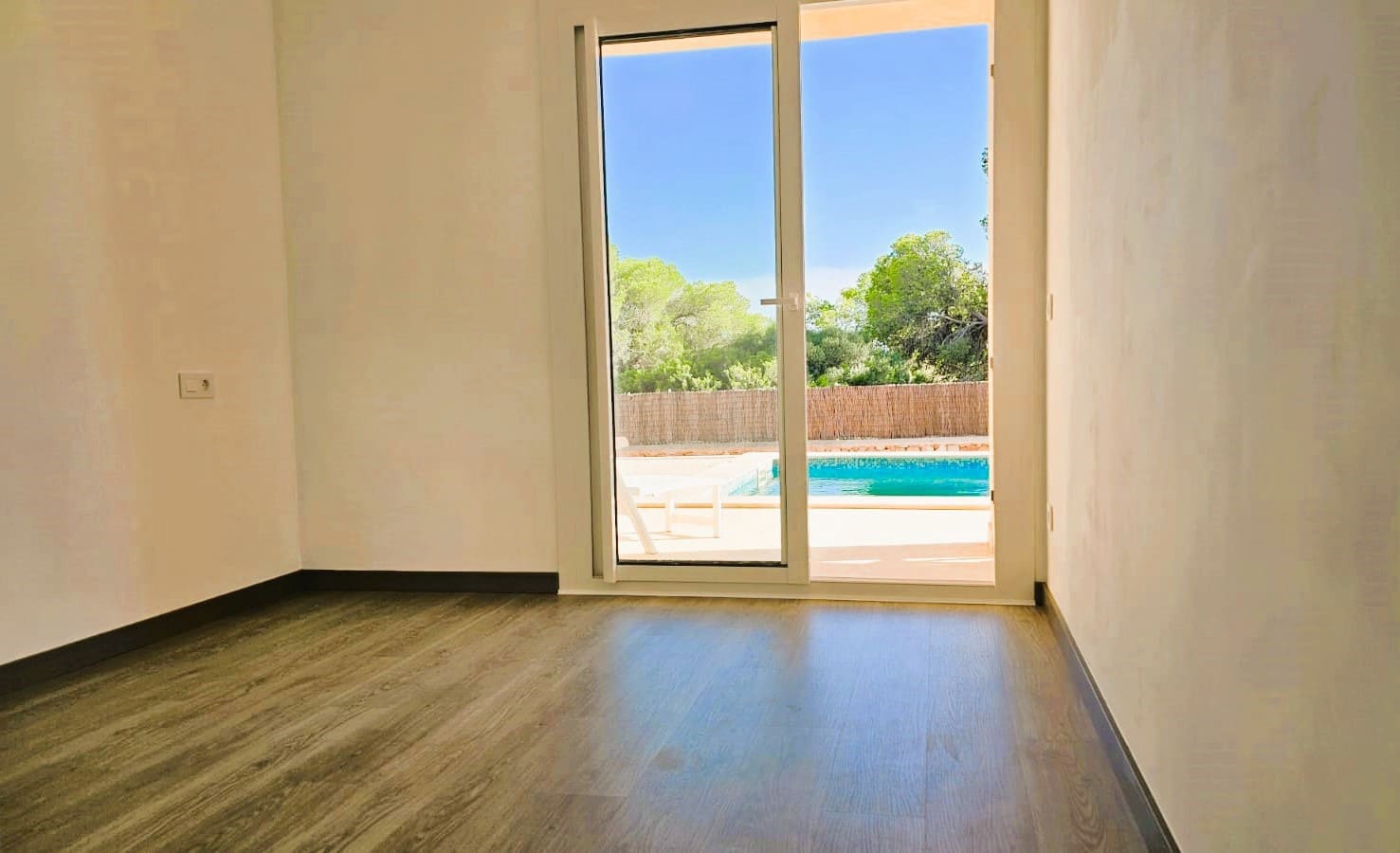 4 bedroom Villa for sale in Cala Pi with pool garage - € 950,000 (Ref: 8543240)