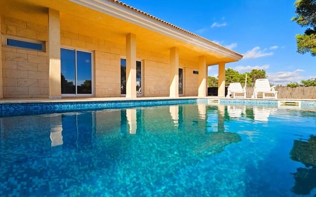4 bedroom Villa for sale in Cala Pi, Llucmajor with pool garage - € 950,000 (Ref: 8543240)