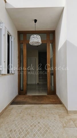 5 slaapkamer Halfvrijstaande villa te koop in Son Veri Nou, Llucmajor met garage - € 770.000 (Ref: 8780906)