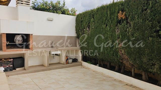 5 slaapkamer Halfvrijstaande villa te koop in Son Veri Nou, Llucmajor met garage - € 770.000 (Ref: 8780906)