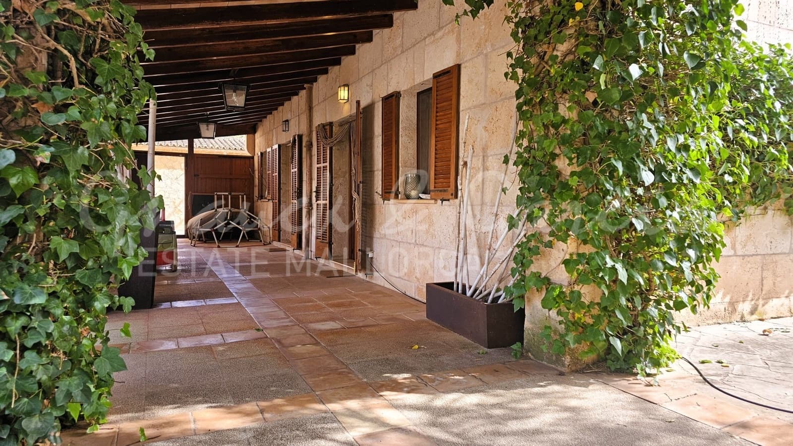 8 soveværelse Finca/Landehus til salg i Campos med swimmingpool garage - € 2.430.000 (Ref: 8837124)