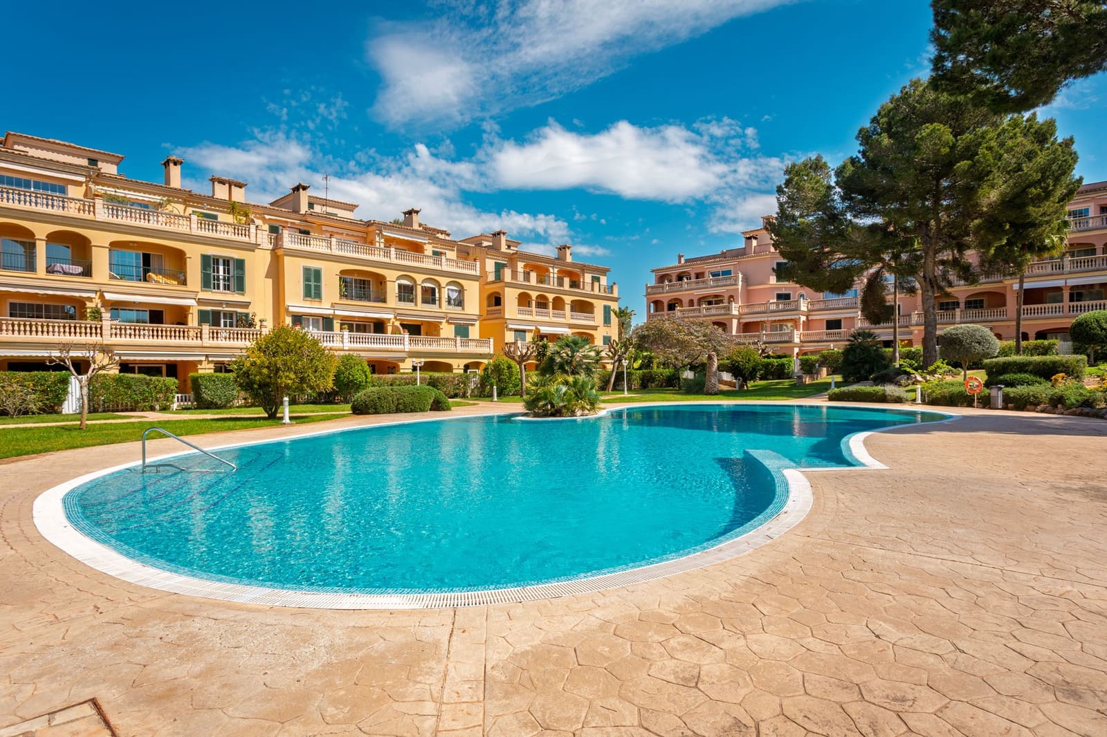 4 soveværelse Penthouse til salg i Puig de Ros med swimmingpool garage - € 895.000 (Ref: 8909706)