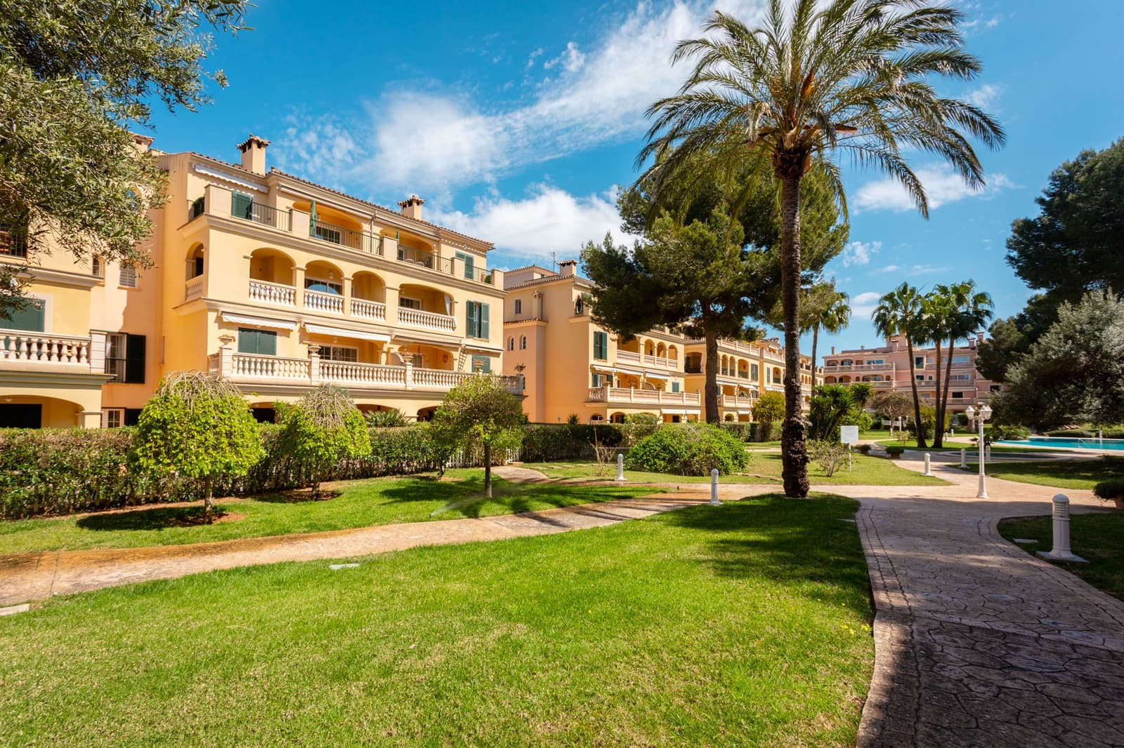 4 soveværelse Penthouse til salg i Puig de Ros med swimmingpool garage - € 895.000 (Ref: 8909706)