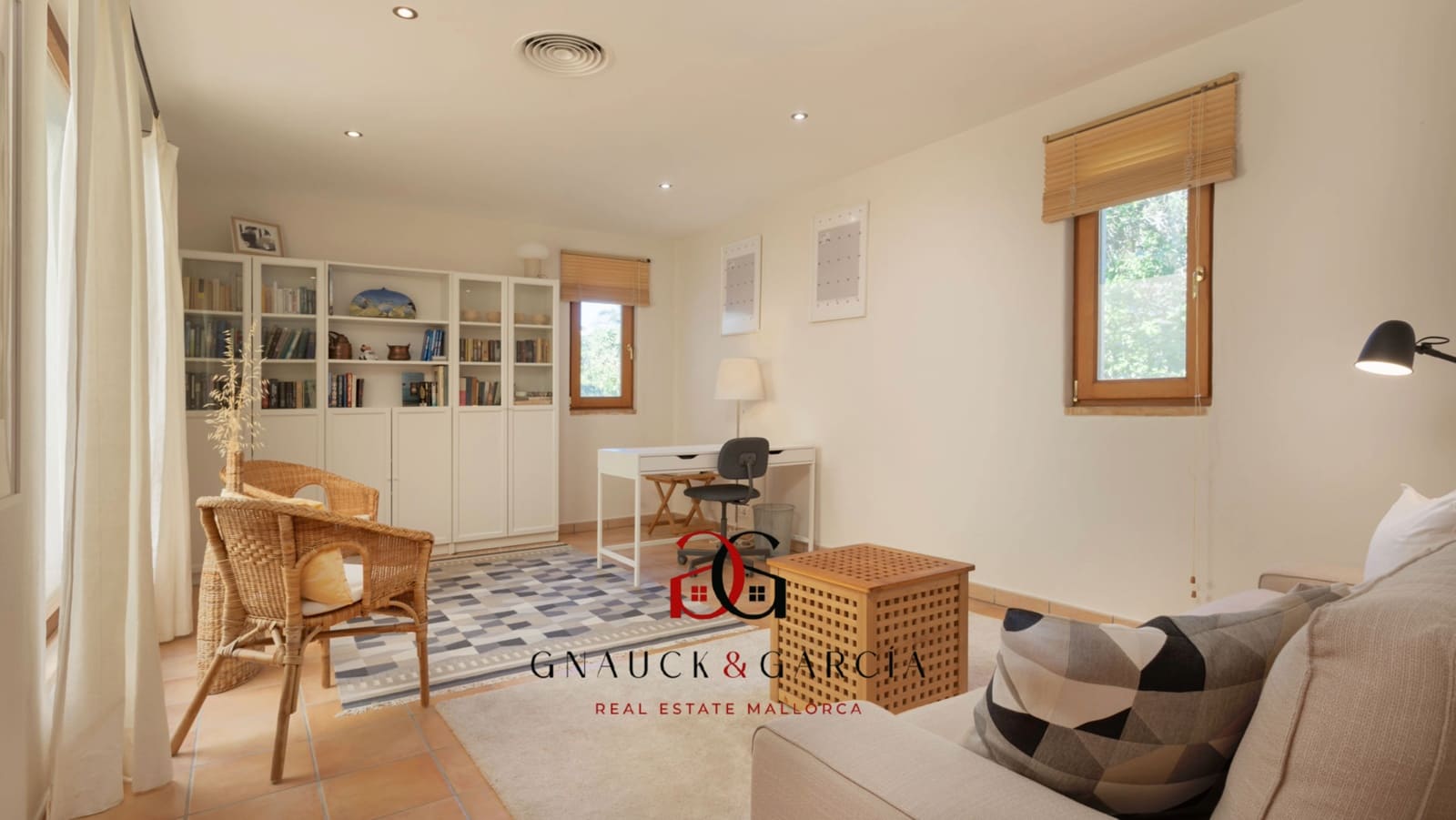 5 soverom Villa til salgs i Santa Ponsa med svømmebasseng garasje - € 2 790 000 (Ref: 8917303)