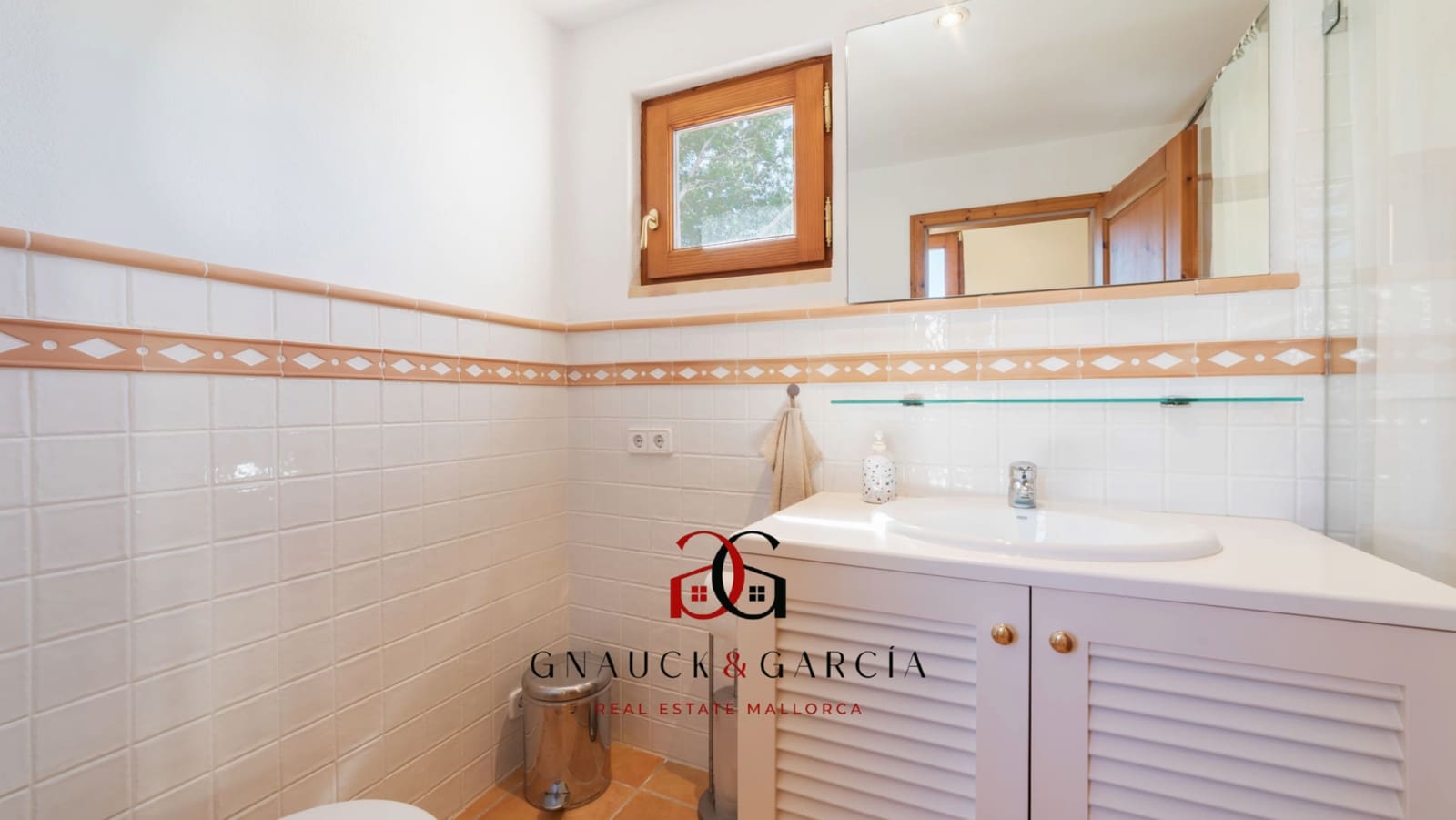 5 soverom Villa til salgs i Santa Ponsa med svømmebasseng garasje - € 2 790 000 (Ref: 8917303)