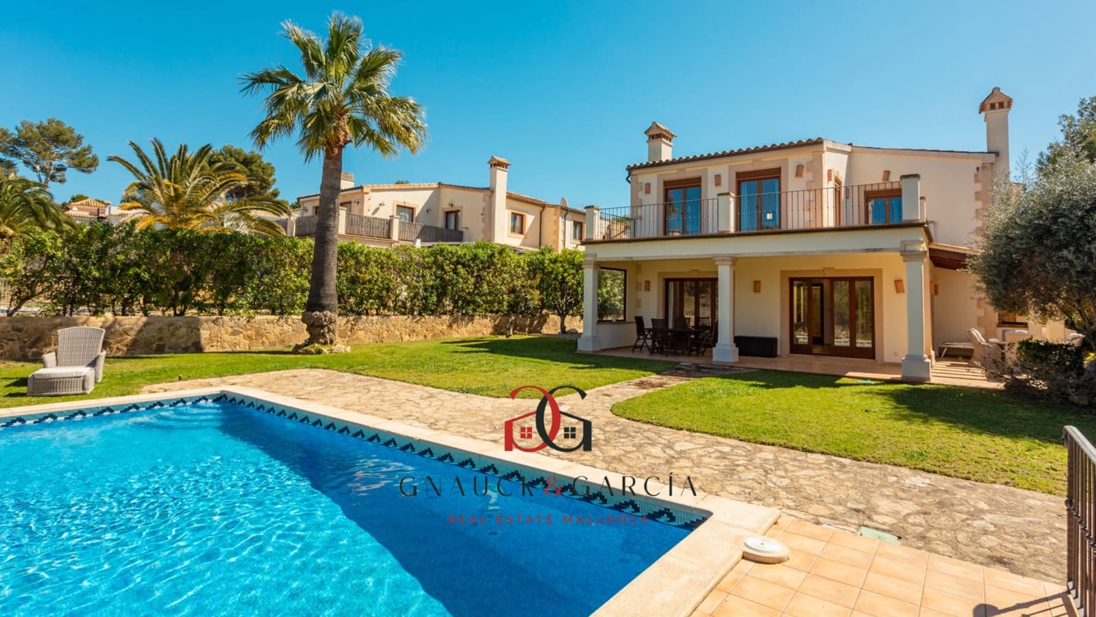 5 soverom Villa til salgs i Santa Ponsa med svømmebasseng garasje - € 2 790 000 (Ref: 8917303)