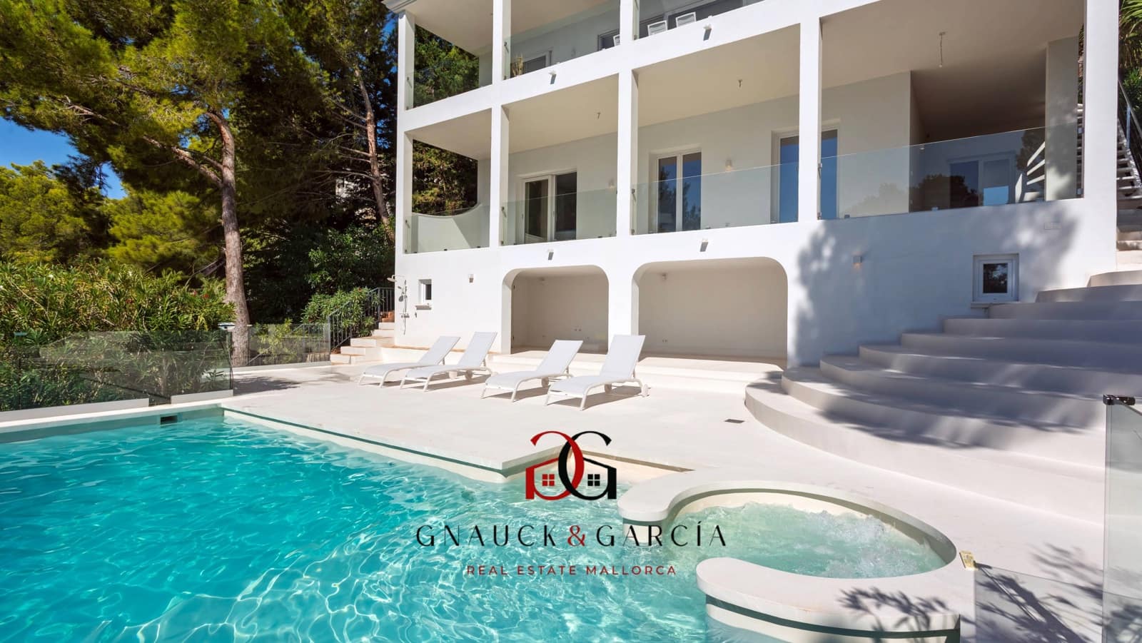 4 soverom Villa til salgs i Peguera / Paguera med svømmebasseng garasje - € 3 950 000 (Ref: 9383735)