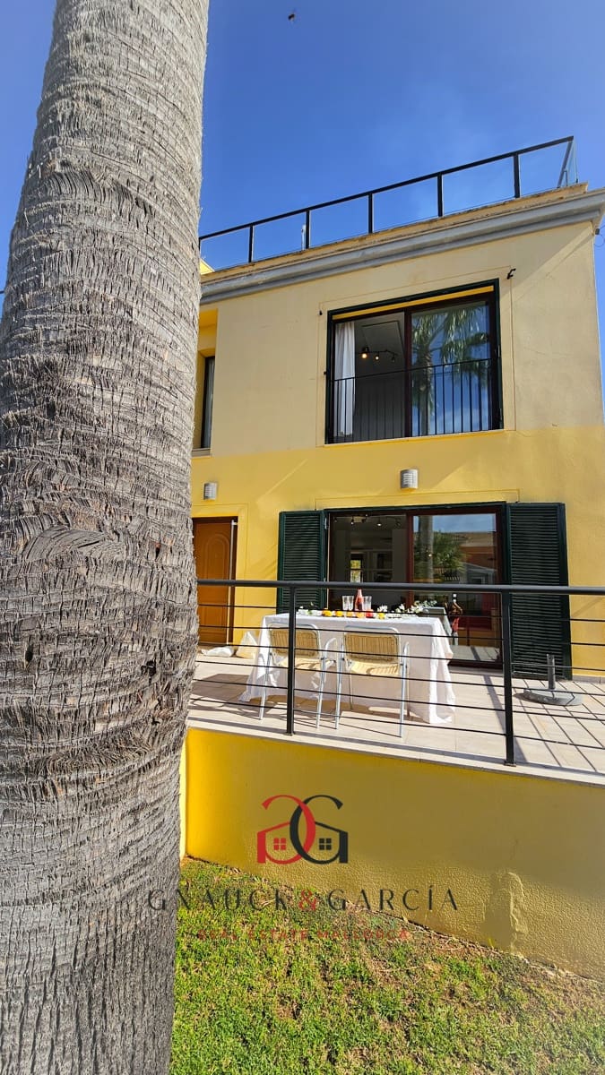 3 slaapkamer Halfvrijstaande villa te koop in Badia Blava met zwembad garage - € 849.000 (Ref: 9388651)