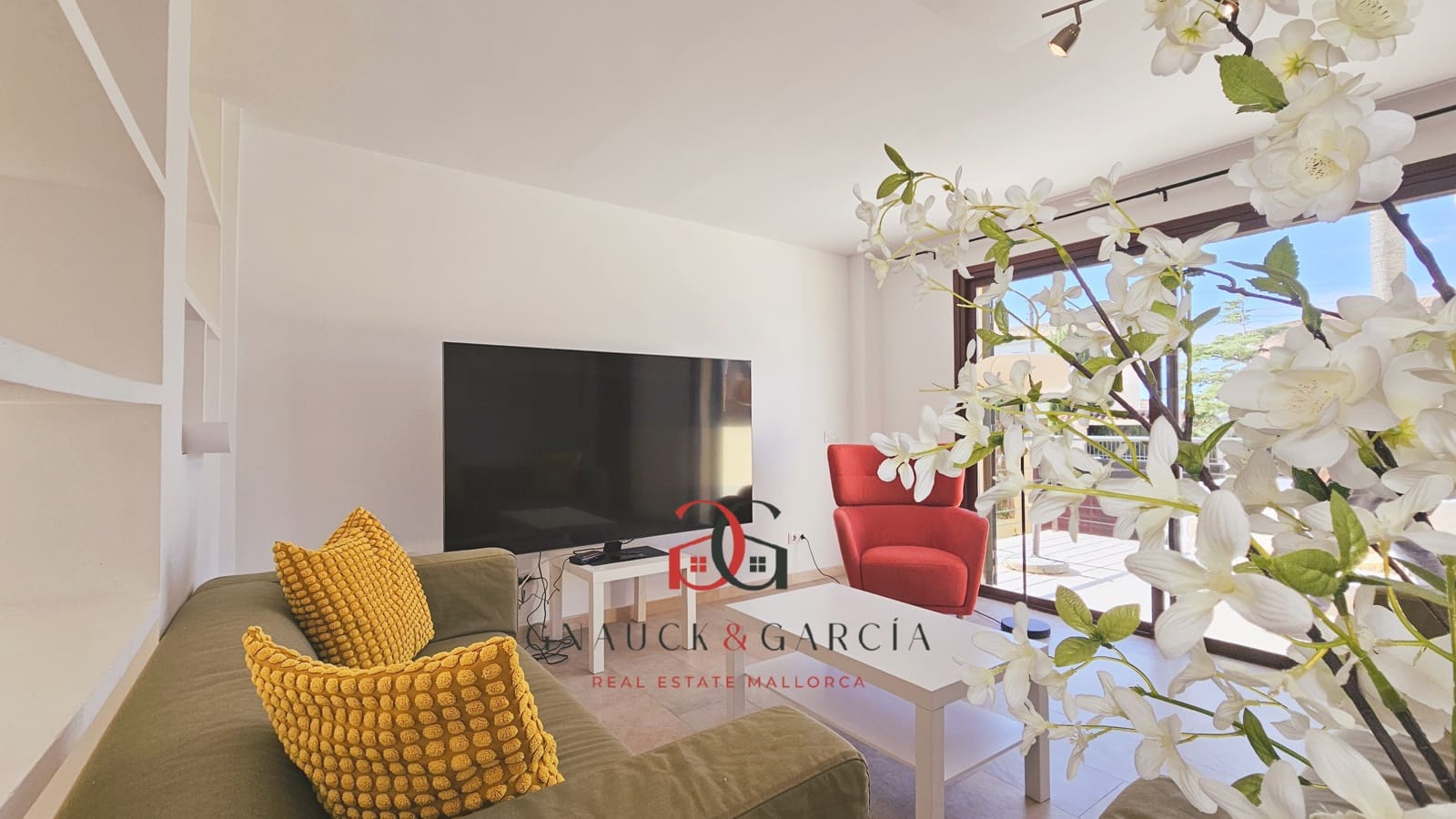 3 slaapkamer Halfvrijstaande villa te koop in Badia Blava met zwembad garage - € 849.000 (Ref: 9388651)