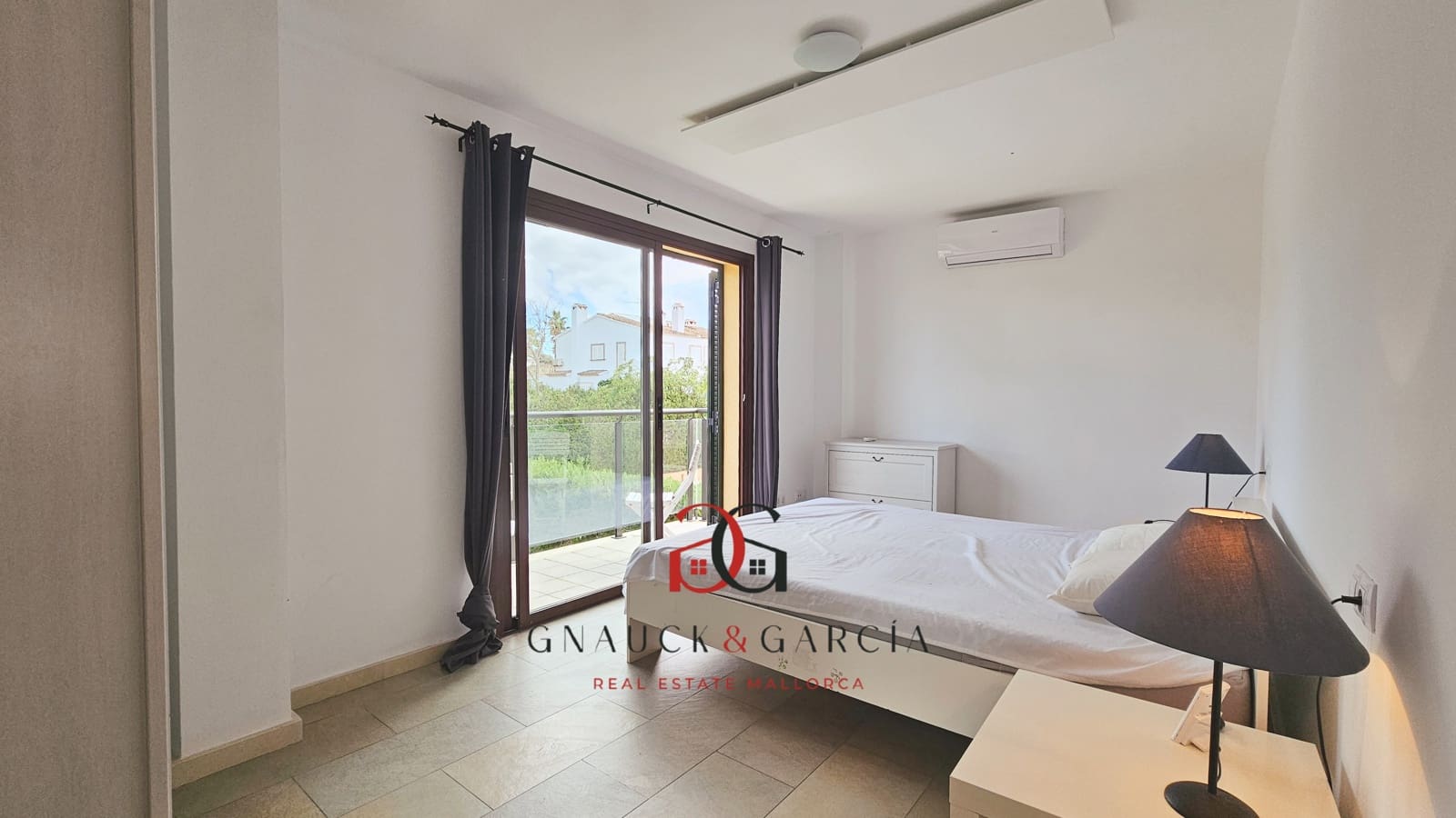 3 slaapkamer Halfvrijstaande villa te koop in Badia Blava met zwembad garage - € 849.000 (Ref: 9388651)