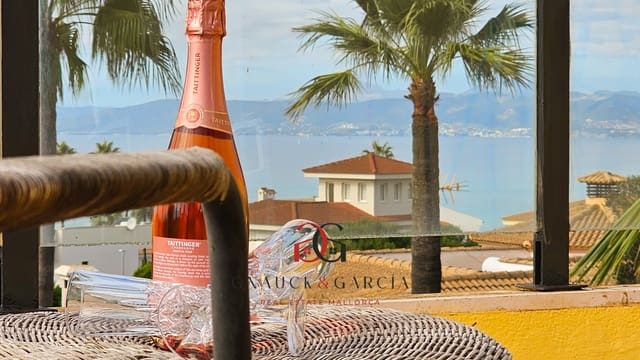 3 quarto Moradia Geminada para venda em Badia Blava, Llucmajor com piscina garagem - 849 000 € (Ref: 9388651)