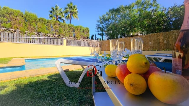 3 quarto Moradia Geminada para venda em Badia Blava, Llucmajor com piscina garagem - 849 000 € (Ref: 9388651)