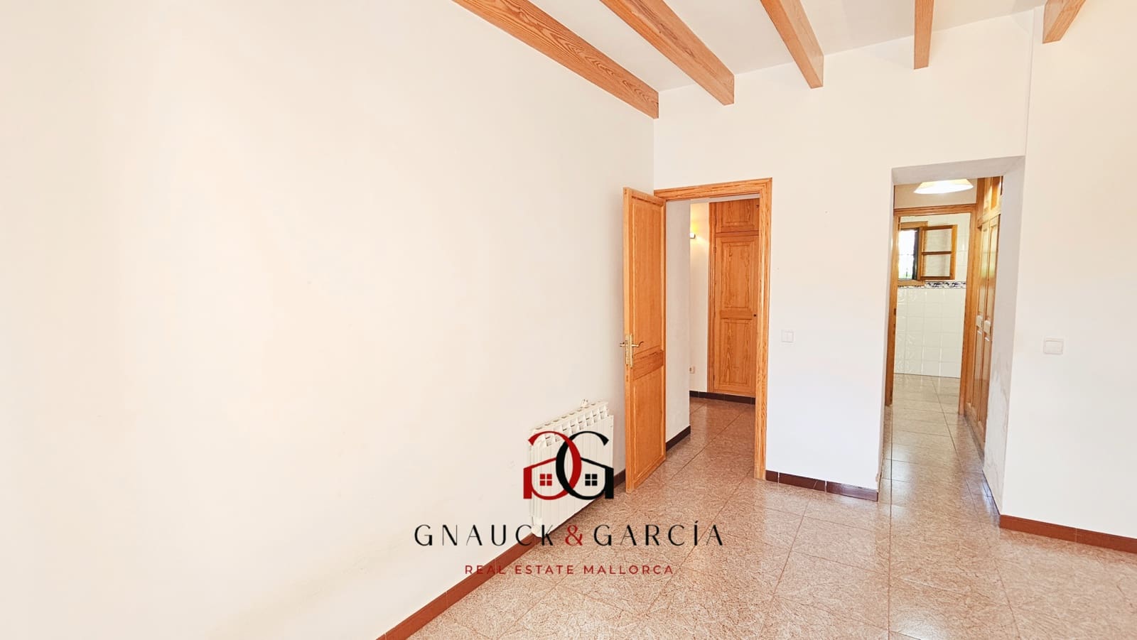 4 soveværelse Finca/Landehus til salg i Establiments - € 1.270.000 (Ref: 9405866)