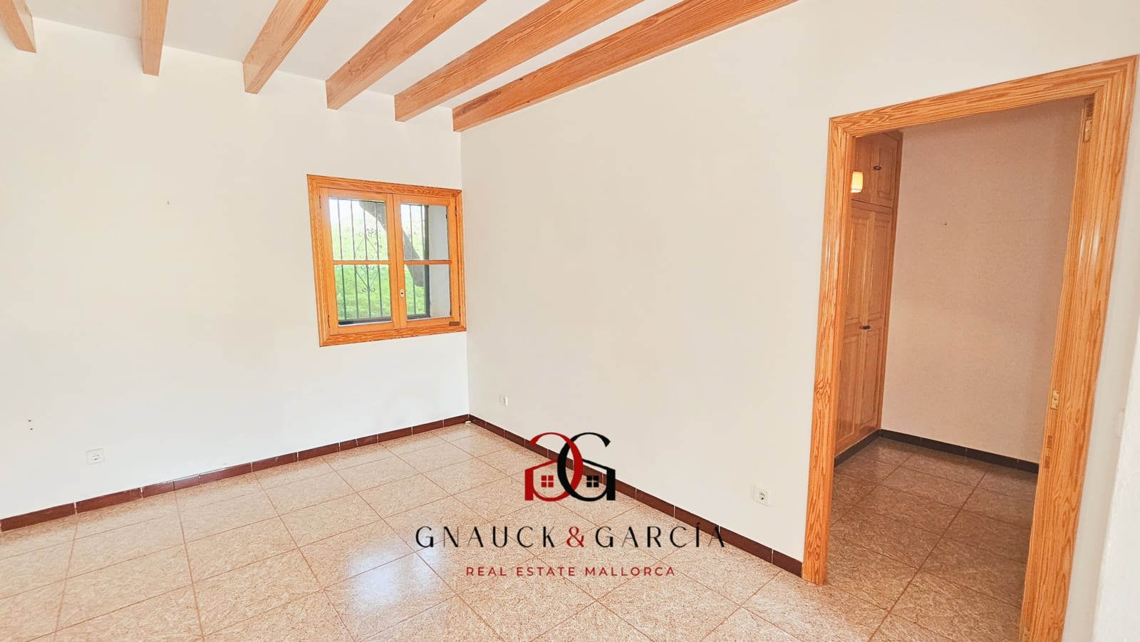 4 soveværelse Finca/Landehus til salg i Establiments - € 1.270.000 (Ref: 9405866)