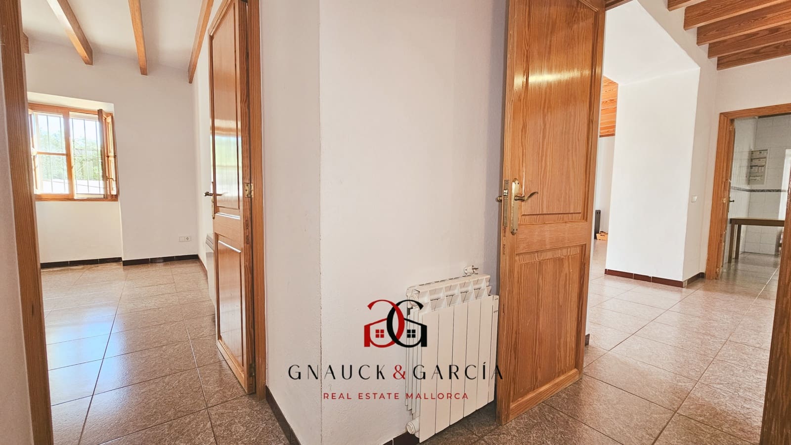 4 soveværelse Finca/Landehus til salg i Establiments - € 1.270.000 (Ref: 9405866)