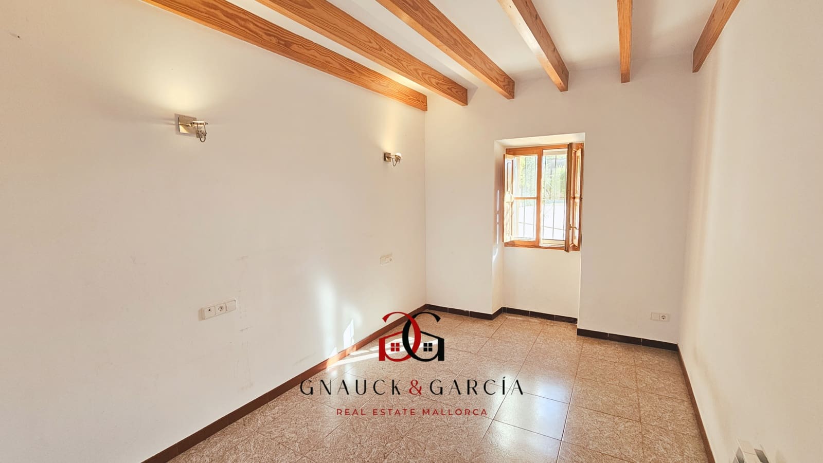 4 soveværelse Finca/Landehus til salg i Establiments - € 1.270.000 (Ref: 9405866)