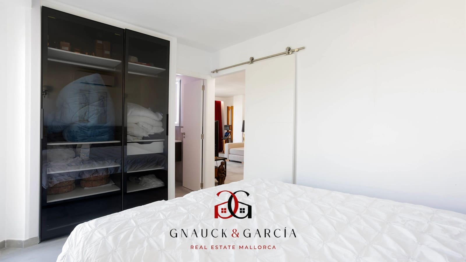 3 bedroom Penthouse for sale in Palma de Mallorca - € 895,000 (Ref: 9409860)