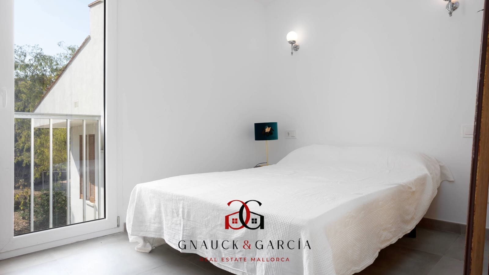 3 bedroom Penthouse for sale in Palma de Mallorca - € 895,000 (Ref: 9409860)