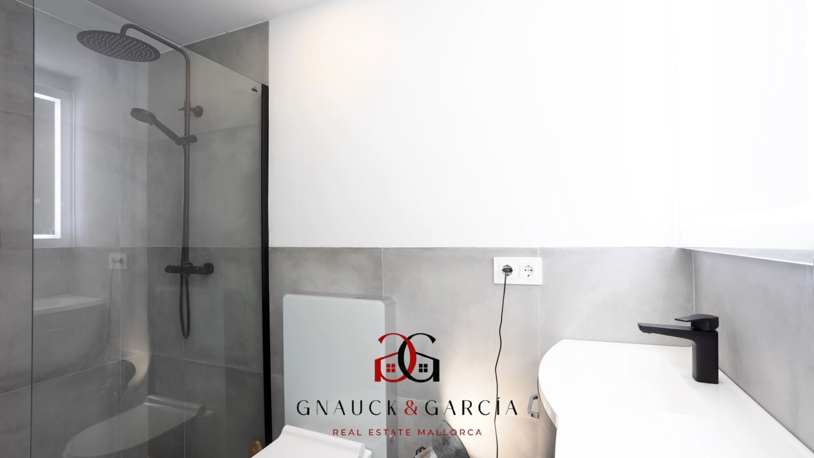 3 bedroom Penthouse for sale in Palma de Mallorca - € 895,000 (Ref: 9409860)