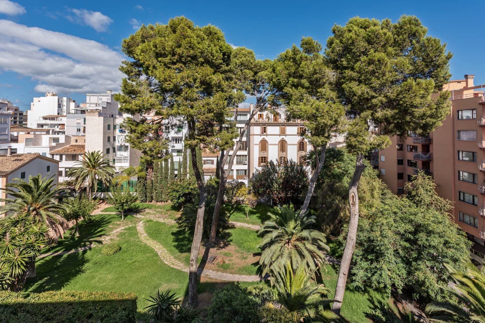 3 bedroom Apartment for sale in Palma de Mallorca - € 850,000 (Ref: 9410213)