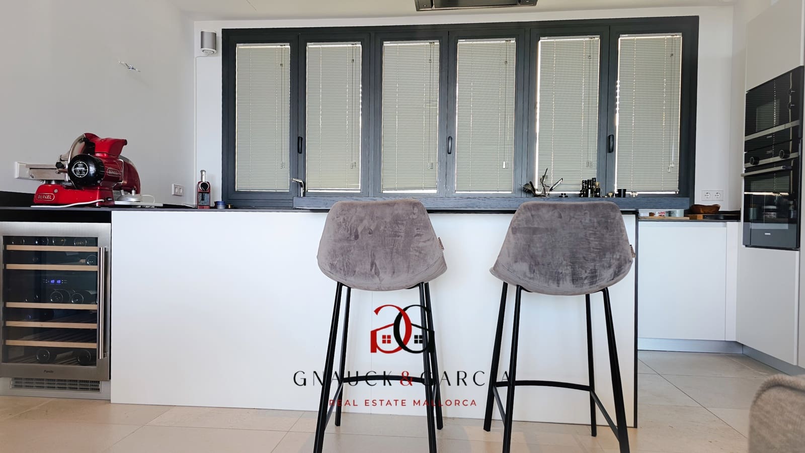 3 bedroom Apartment for sale in San Agustin / Sant Agusti with pool garage - € 1,475,000 (Ref: 9412891)