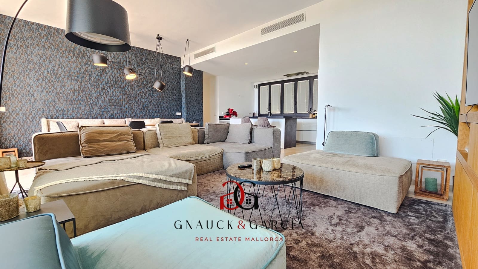 3 bedroom Apartment for sale in San Agustin / Sant Agusti with pool garage - € 1,475,000 (Ref: 9412891)