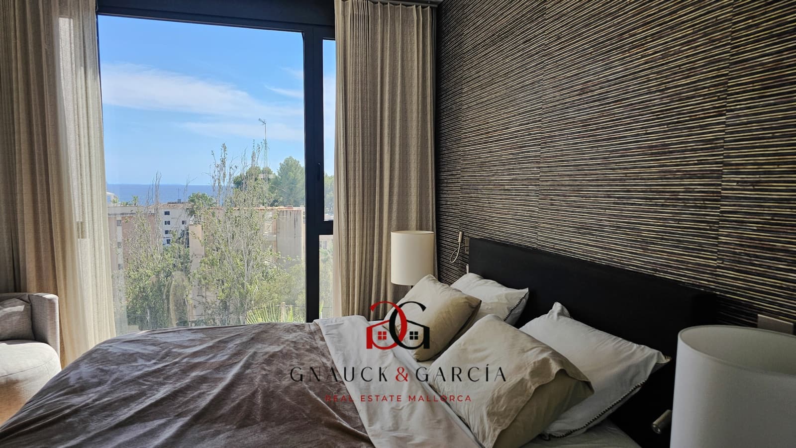 3 bedroom Apartment for sale in San Agustin / Sant Agusti with pool garage - € 1,475,000 (Ref: 9412891)