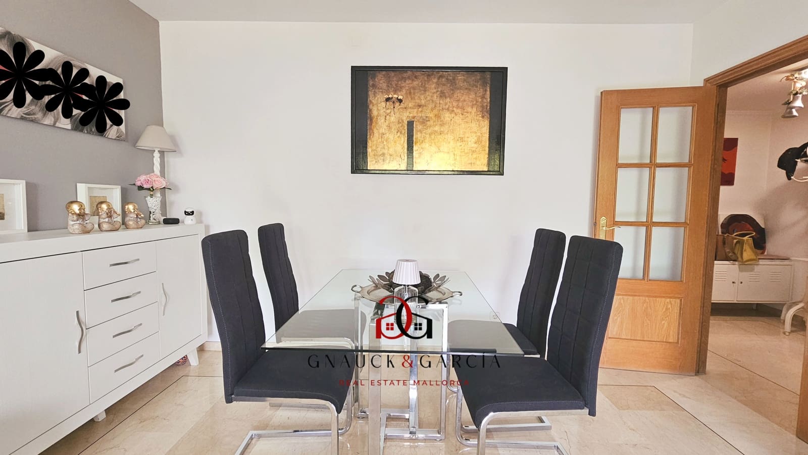 2 bedroom Apartment for sale in Palma de Mallorca with pool garage - € 695,000 (Ref: 9413114)