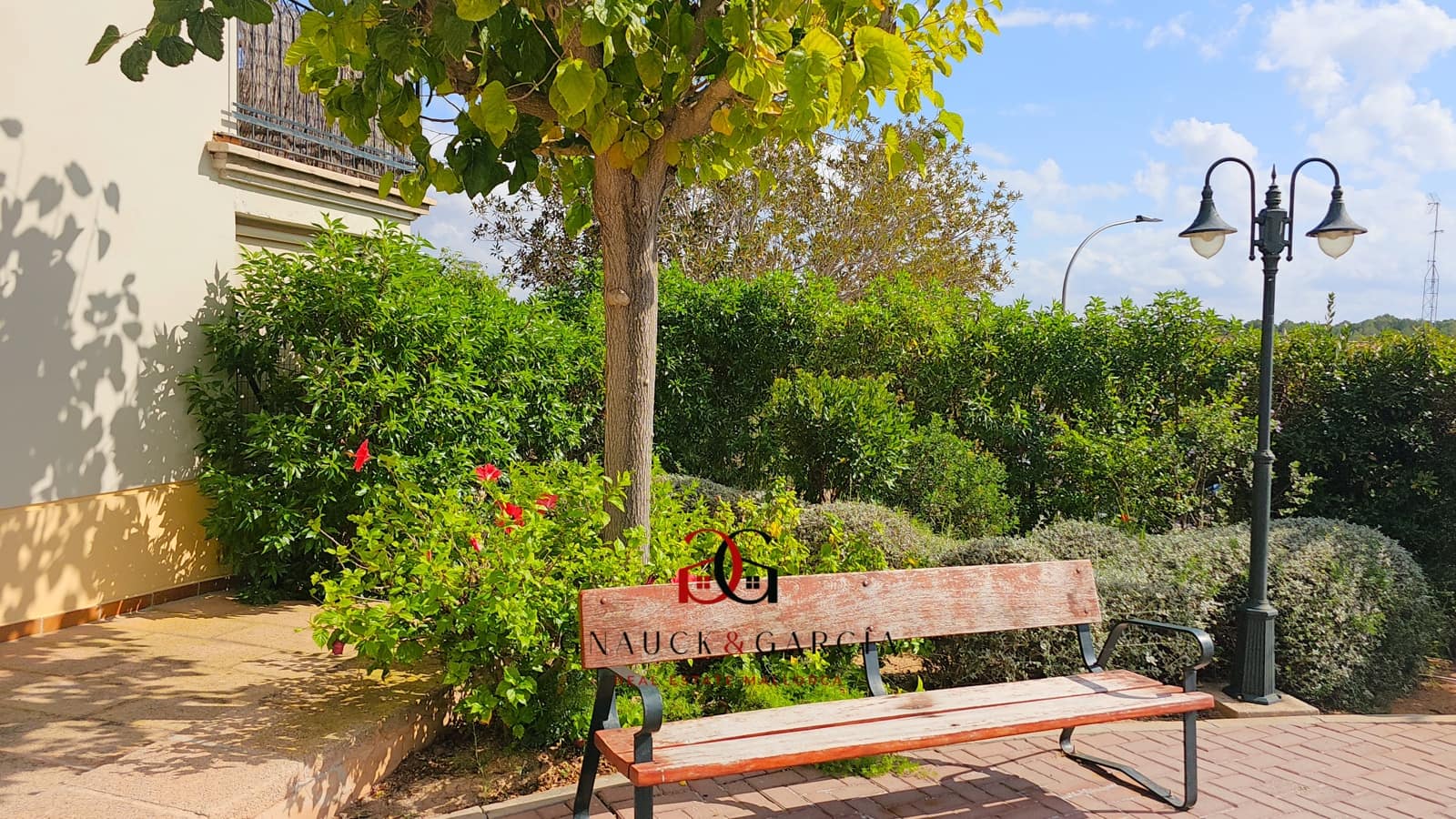 2 bedroom Apartment for sale in Palma de Mallorca with pool garage - € 695,000 (Ref: 9413114)