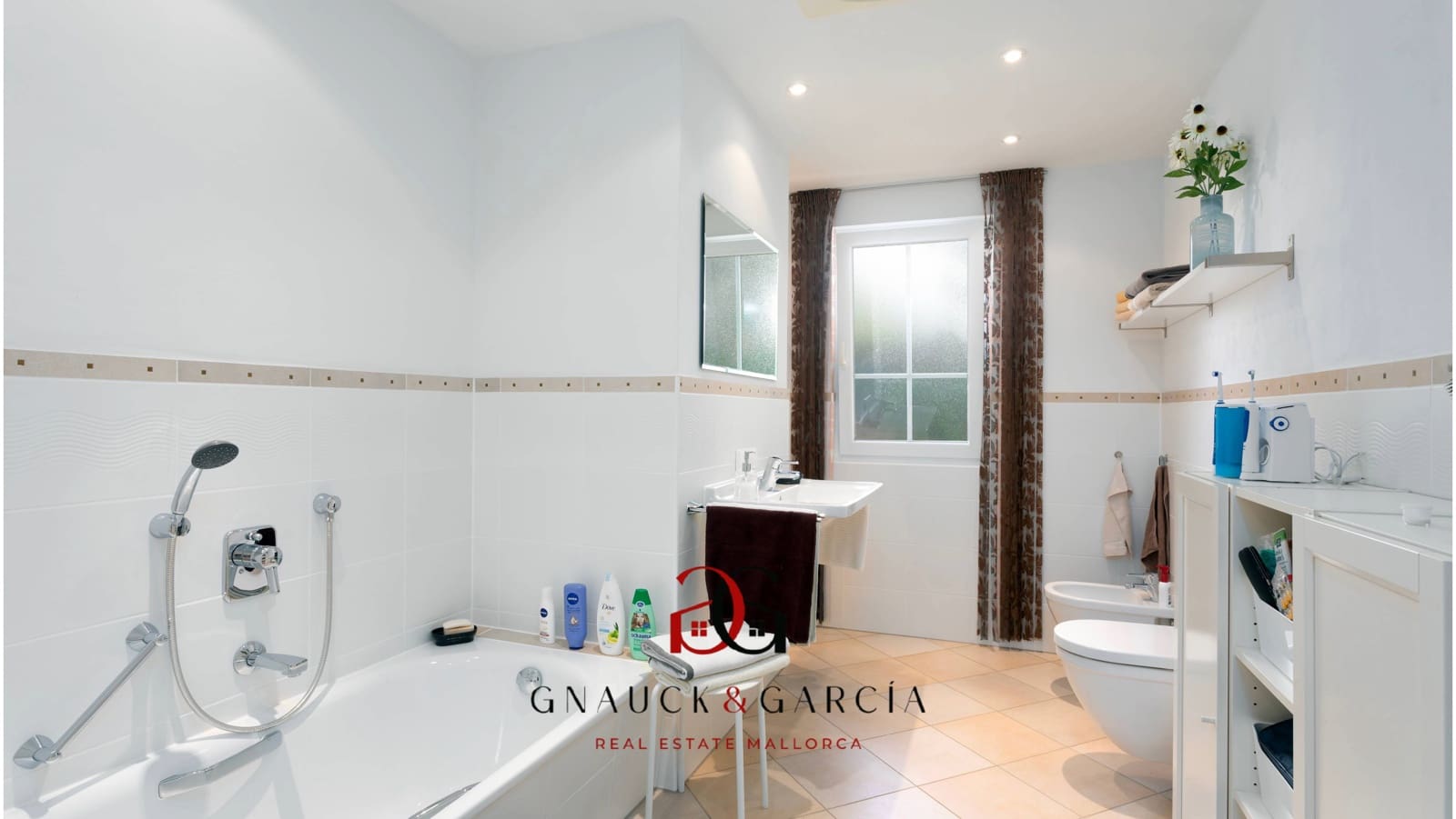 3 soveværelse Villa til salg i Puig de Ros med swimmingpool garage - € 1.980.000 (Ref: 9414889)