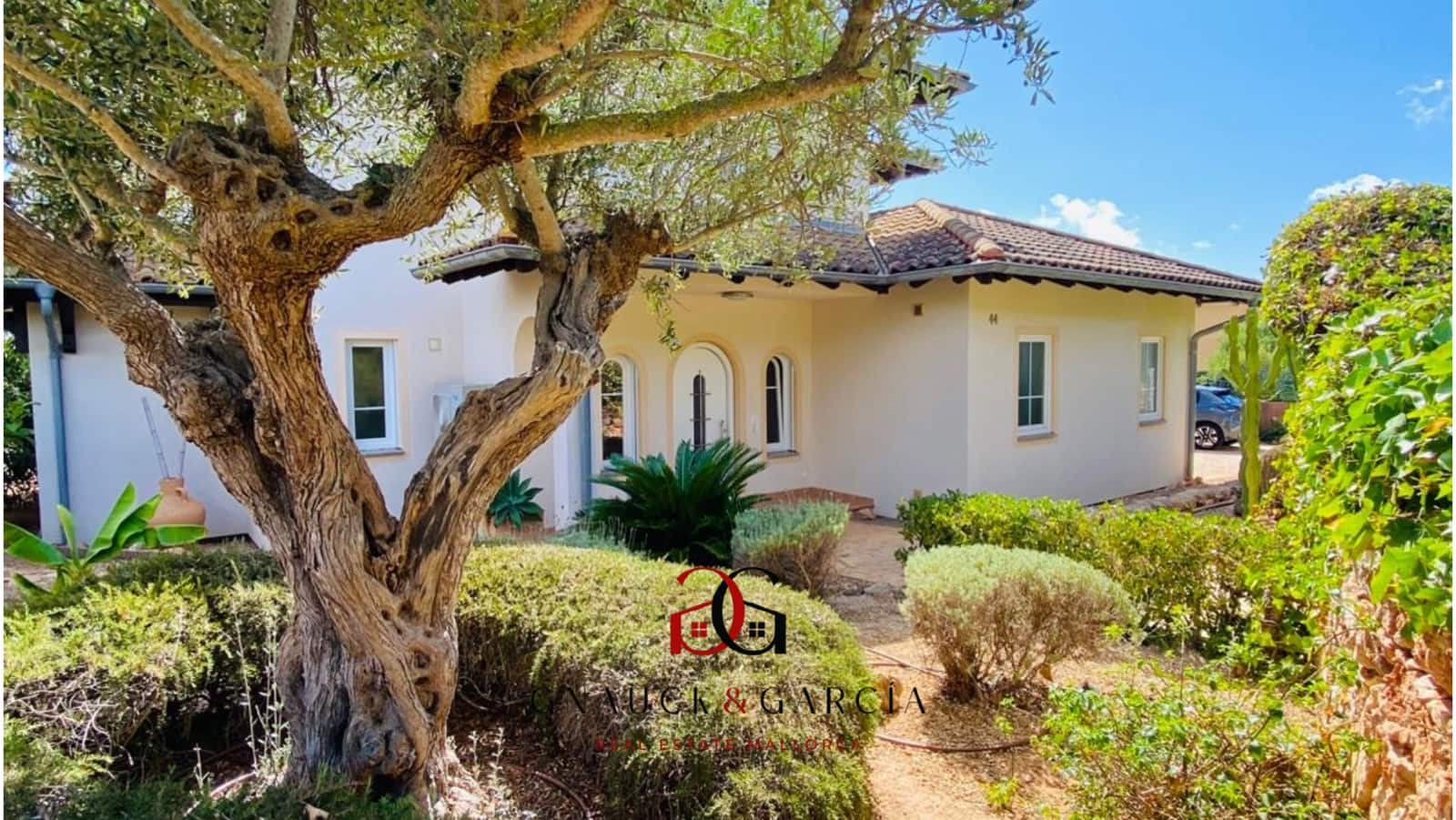 3 soveværelse Villa til salg i Puig de Ros med swimmingpool garage - € 1.980.000 (Ref: 9414889)