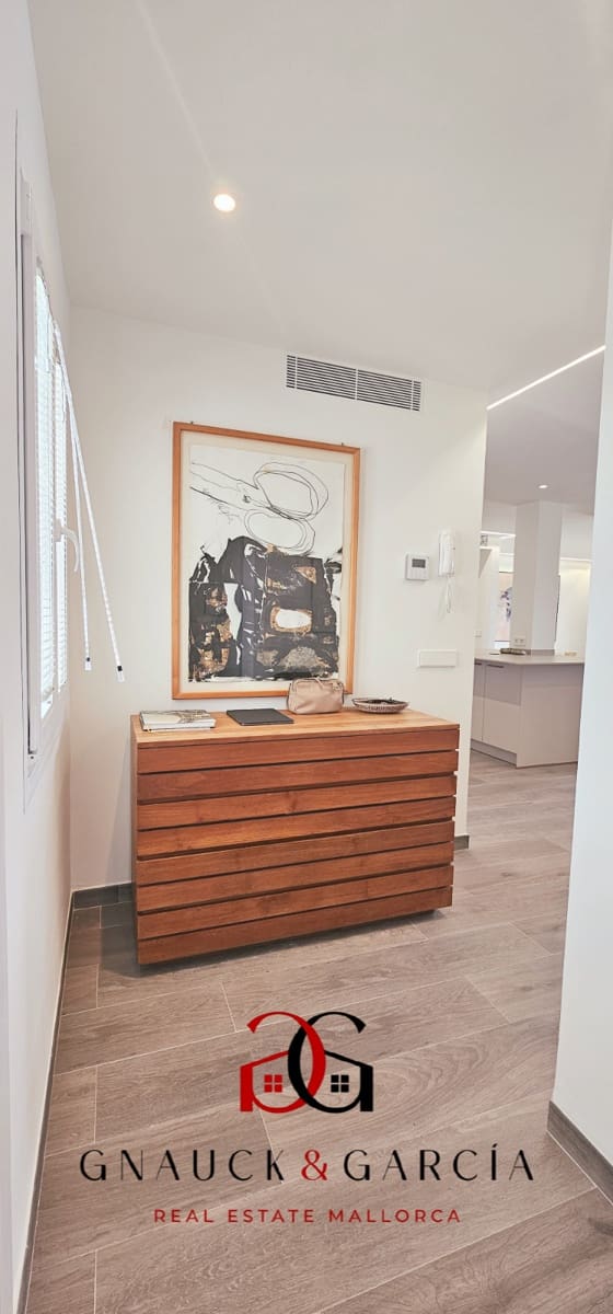 4 soveværelse Lejlighed til salg i Cala Mayor med garage - € 1.680.000 (Ref: 9415333)