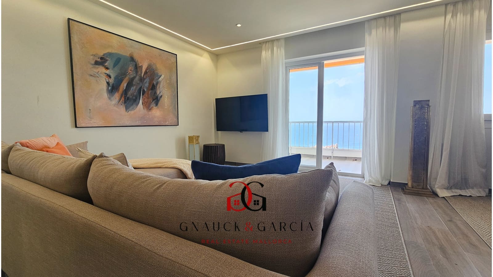 4 soveværelse Lejlighed til salg i Cala Mayor med garage - € 1.680.000 (Ref: 9415333)