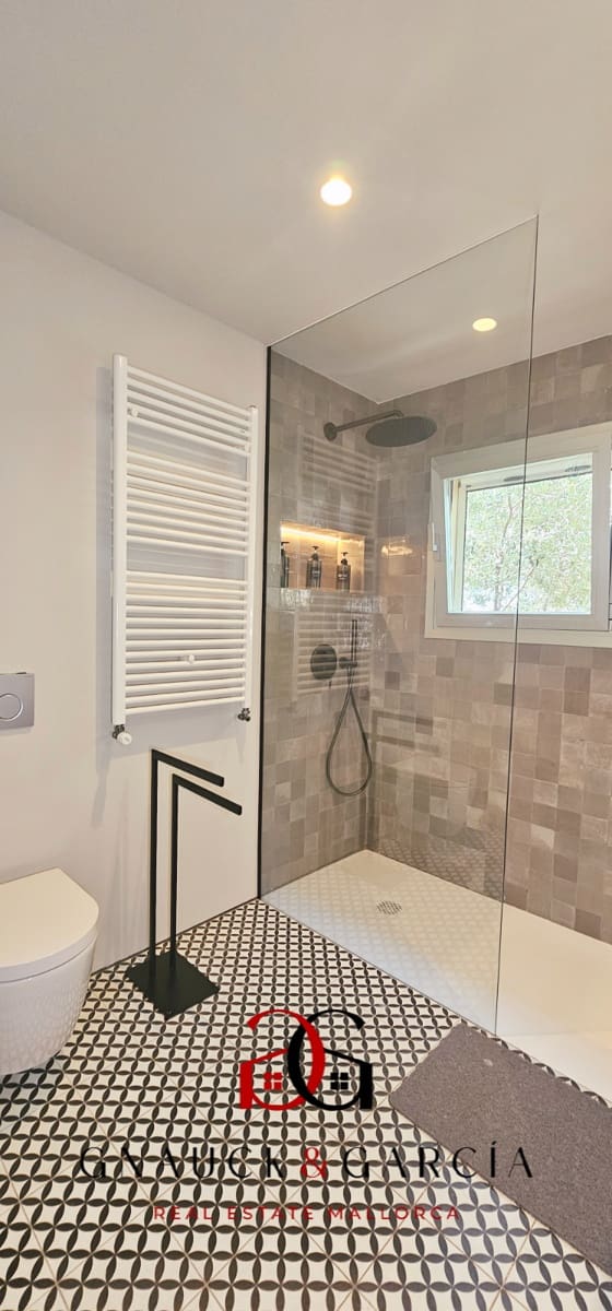 Chalet de 5 habitaciones en Badia Gran en venta con piscina garaje - 1.700.000 € (Ref: 9417638)