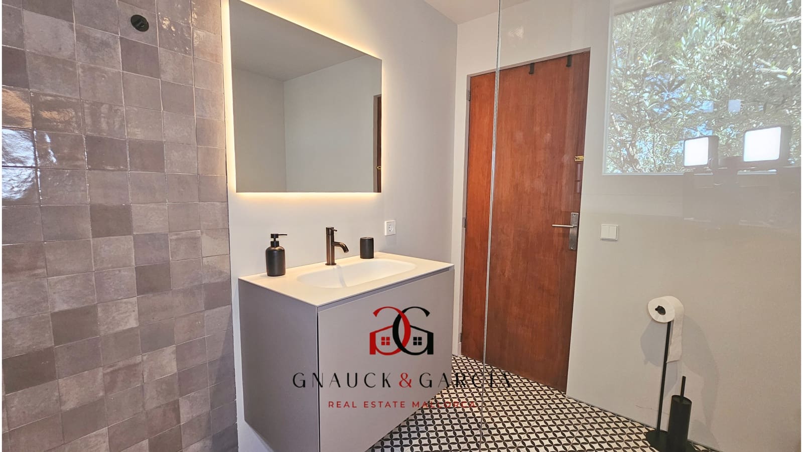 Chalet de 5 habitaciones en Badia Gran en venta con piscina garaje - 1.700.000 € (Ref: 9417638)