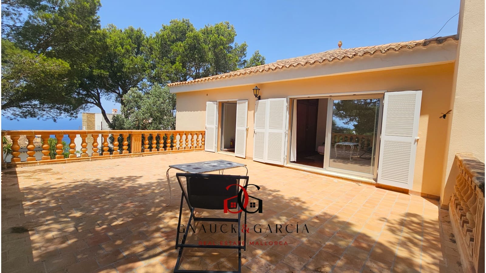 Chalet de 5 habitaciones en Badia Gran en venta con piscina garaje - 1.700.000 € (Ref: 9417638)