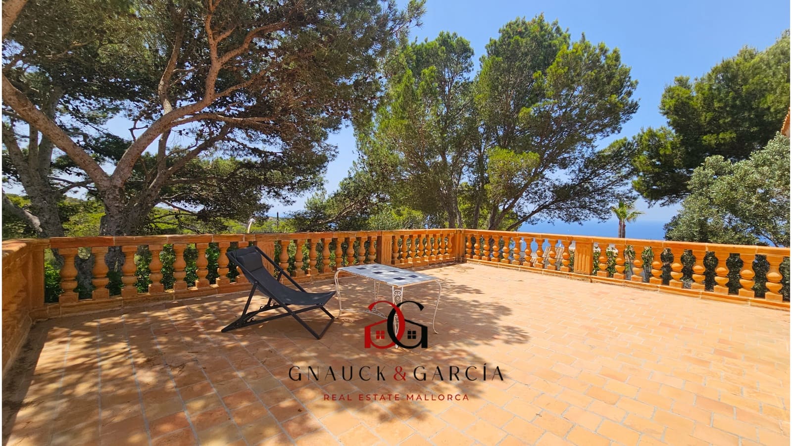 Chalet de 5 habitaciones en Badia Gran en venta con piscina garaje - 1.700.000 € (Ref: 9417638)