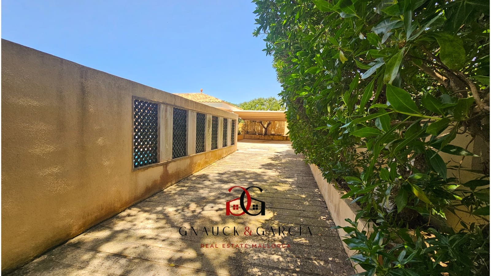 Chalet de 5 habitaciones en Badia Gran en venta con piscina garaje - 1.700.000 € (Ref: 9417638)