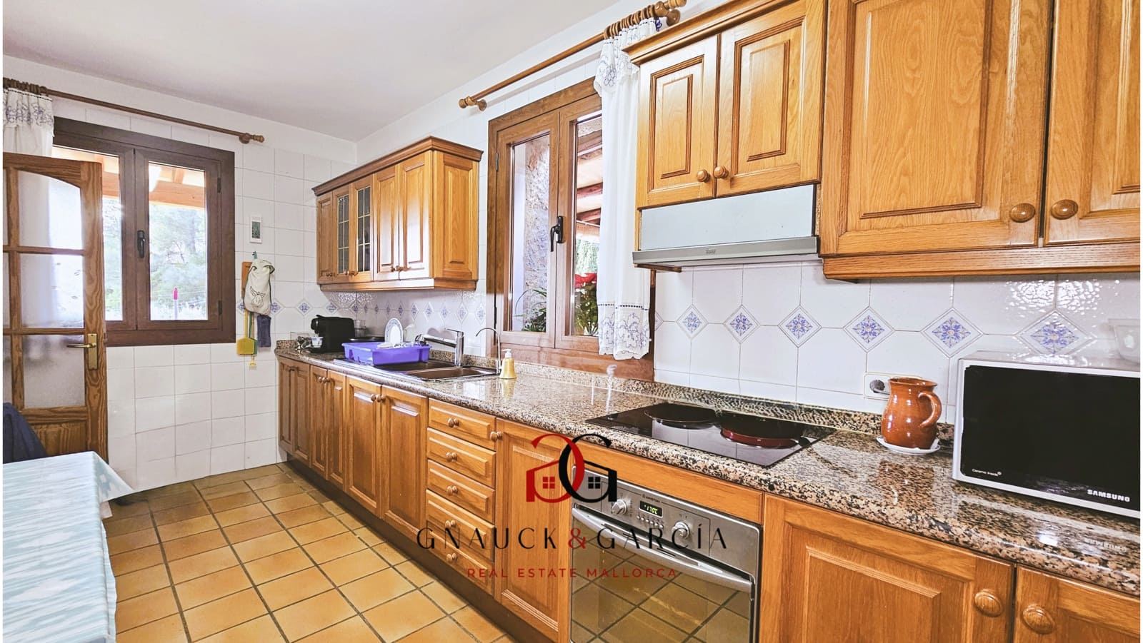 4 sypialnia Finka/Dom wiejski na sprzedaż w Esporles z garażem - 1 500 000 € (Ref: 9426603)