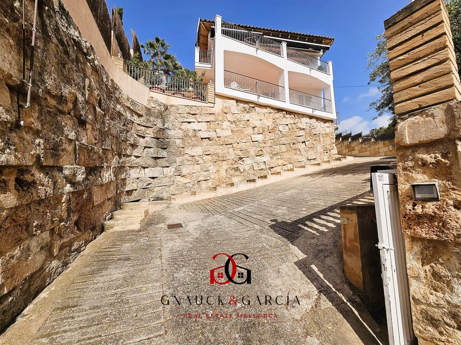 4 soveværelse Villa til salg i Costa d'en Blanes med swimmingpool garage - € 2.250.000 (Ref: 9428772)