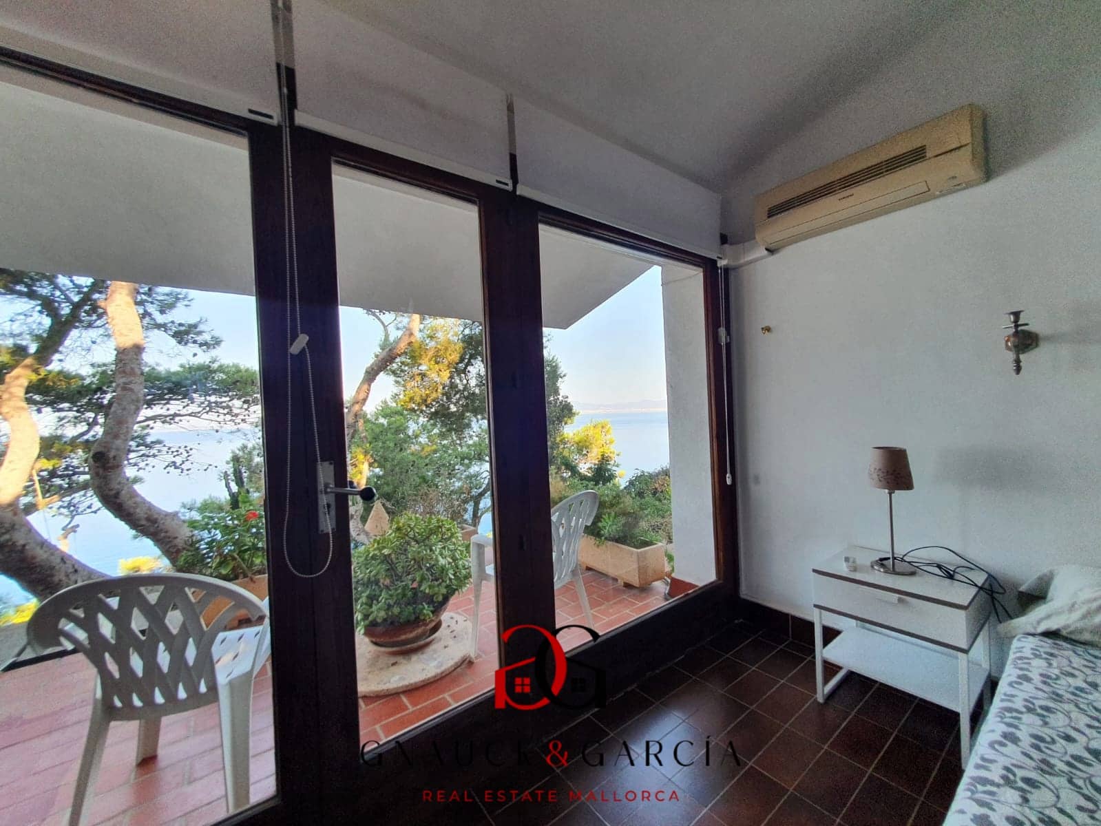 4 bedroom Villa for sale in Badia Blava with pool garage - € 3,350,000 (Ref: 9431980)