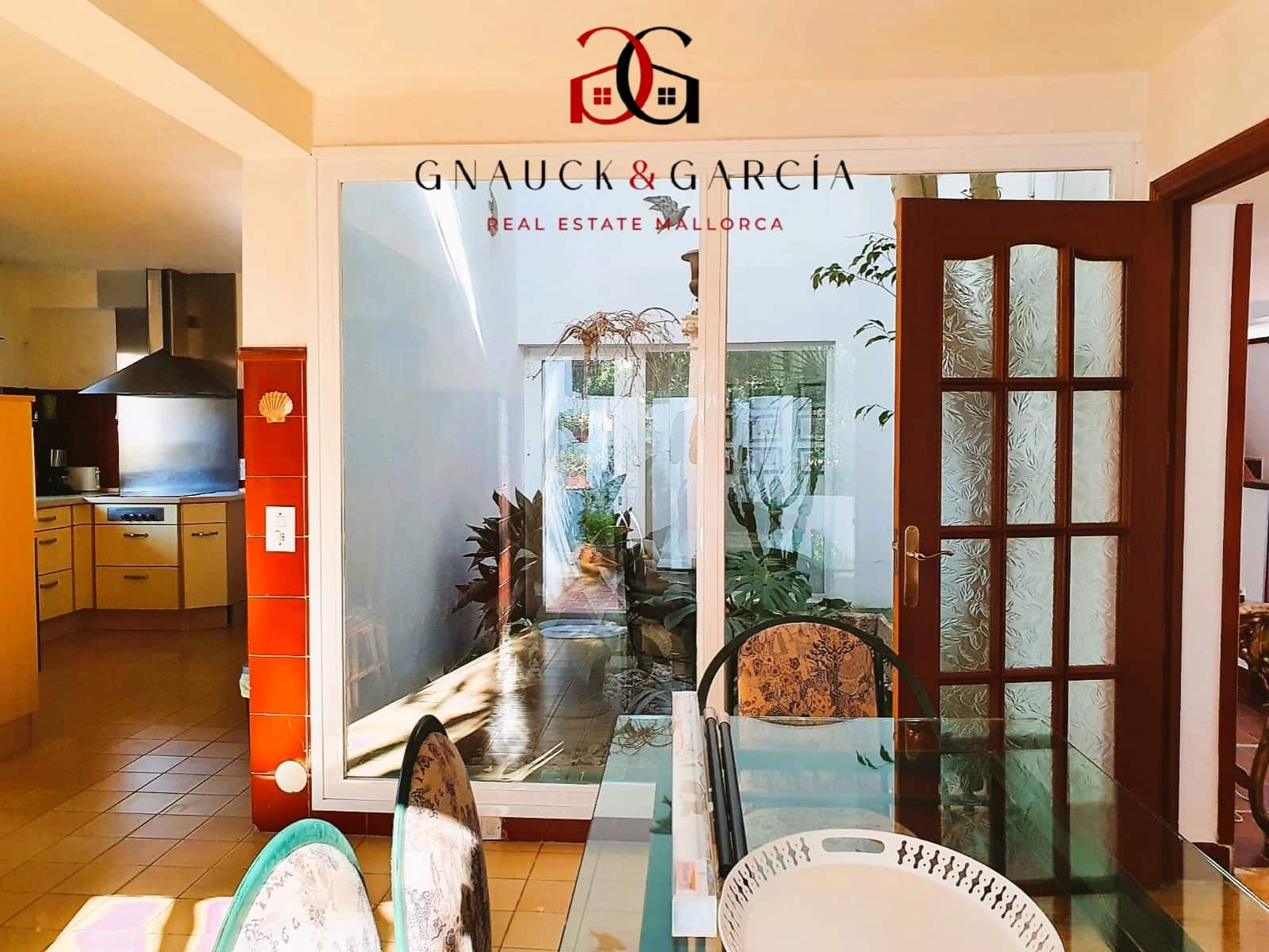 4 bedroom Villa for sale in Badia Blava with pool garage - € 3,350,000 (Ref: 9431980)